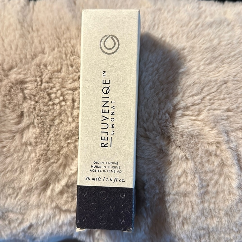 COPY - COPY - NIP Monat Rejuvinique Oil Intensive 1.0 ounce ex Monat Rep stock